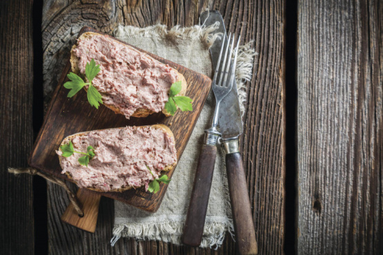 Procesamiento de paté de pollo