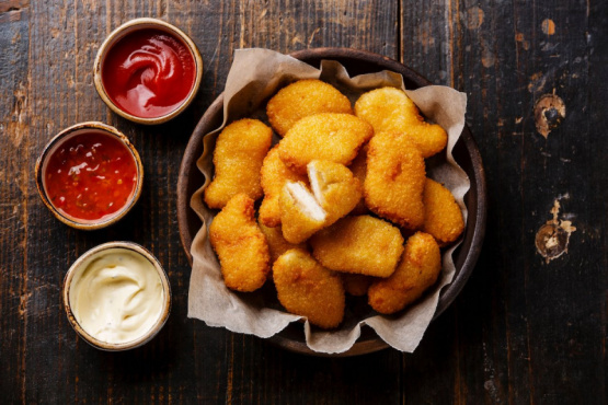 Procesos y equipos en la elaboración de nuggets de pollo