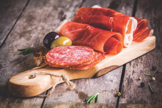 Mejoras en los procesos de curado natural de la carne