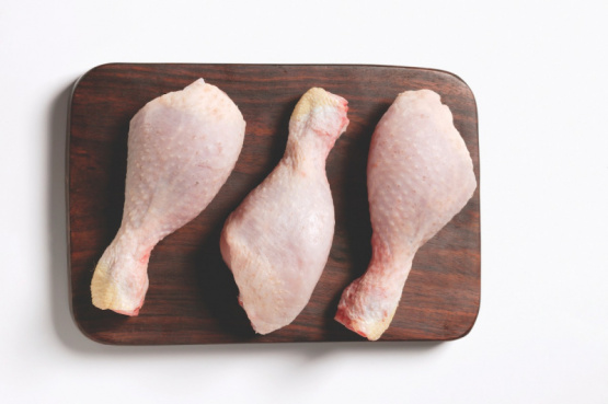 Tecnología y técnica para un mejor deshuese de piernas de pollo